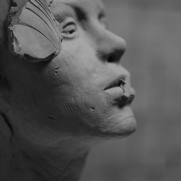 Original Contemporary People Sculpture by Victor Mangeng