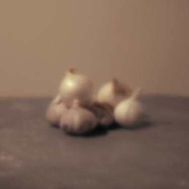 Still life with garlic and onions - Limited Edition of 5 thumb