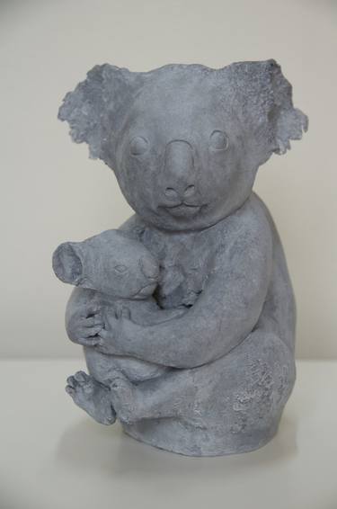 Original Figurative Animal Sculpture by Young Melmoth