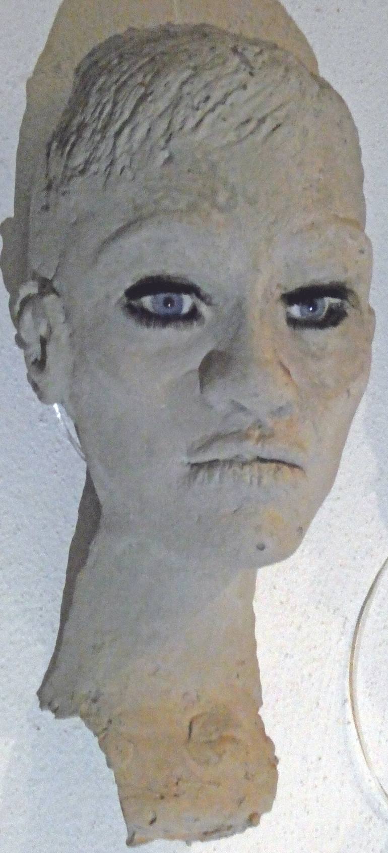 Original Figurative Women Sculpture by Reinhard Riedel