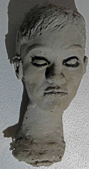 Original Women Sculpture by Reinhard Riedel