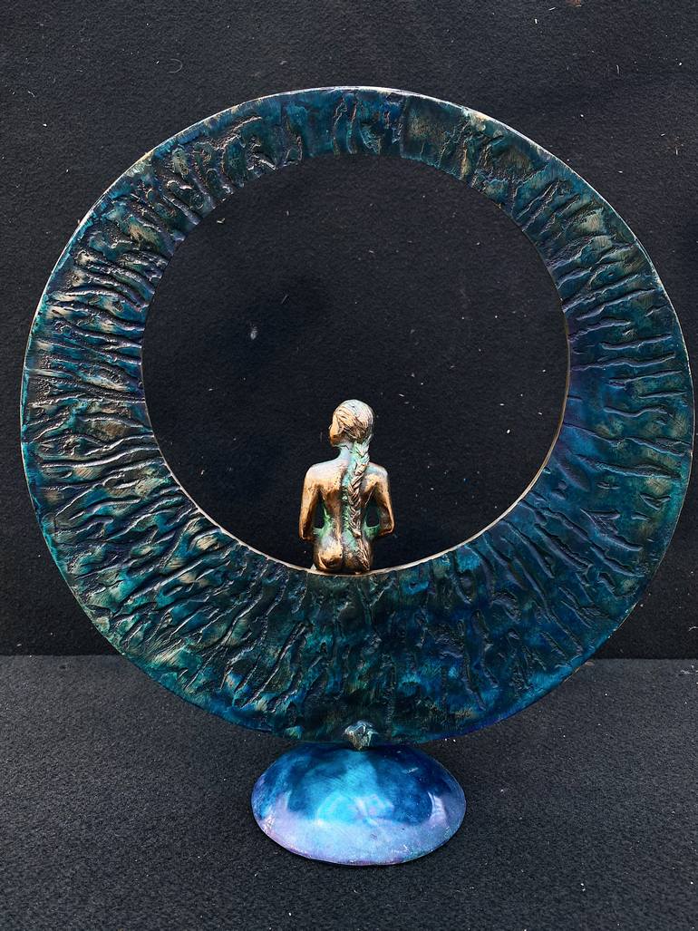 Original Figurative Body Sculpture by Guglielmo Ferraiola