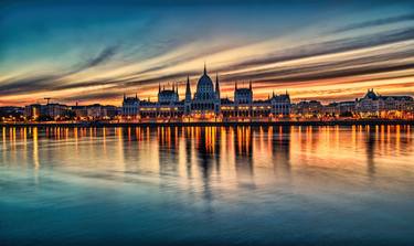 Hungarian Parliament Building at Sunrise thumb