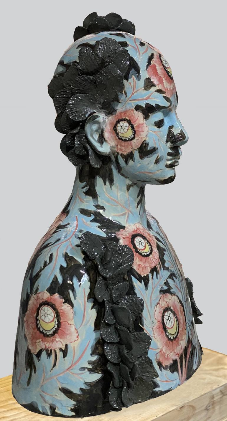 Original Abstract Portrait Sculpture by Thuy Nguyen