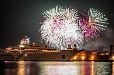 Fireworks above Dilbar yacht in Antibes thumb