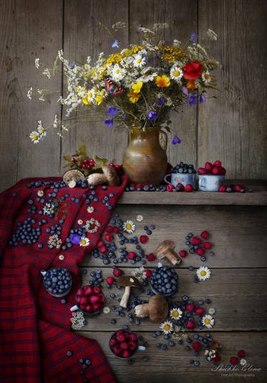 Original Fine Art Floral Photography by Elena Shichko