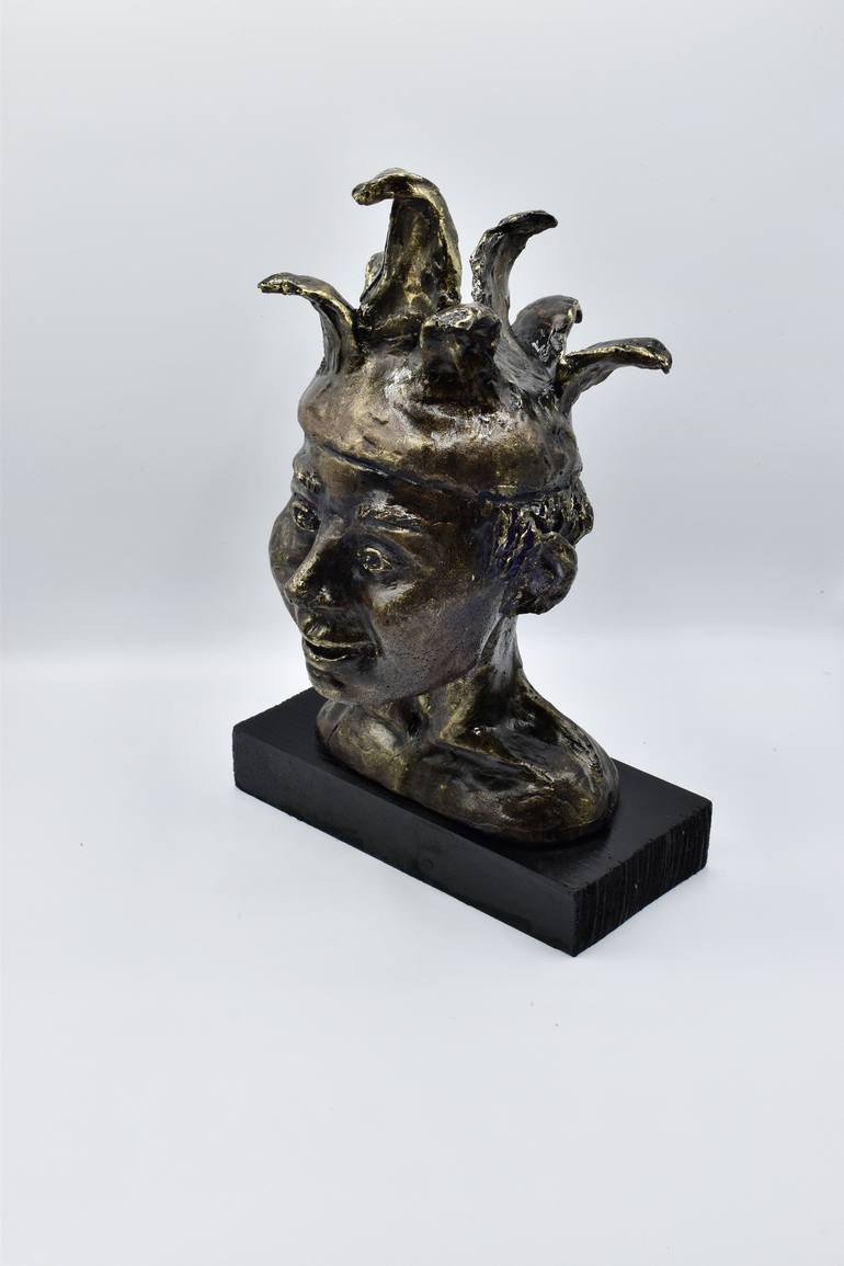 Original Figurative People Sculpture by Shlomit Saar Cohen