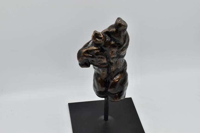 Original Men Sculpture by Shlomit Saar Cohen