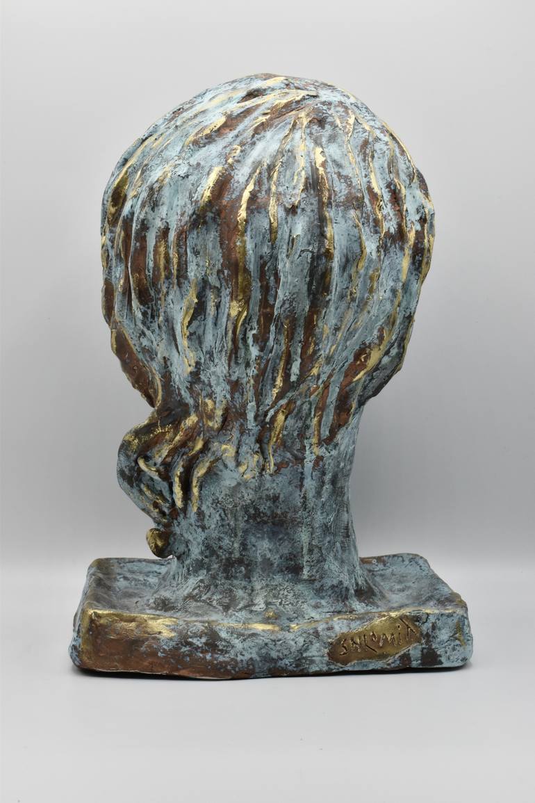 Original Women Sculpture by Shlomit Saar Cohen