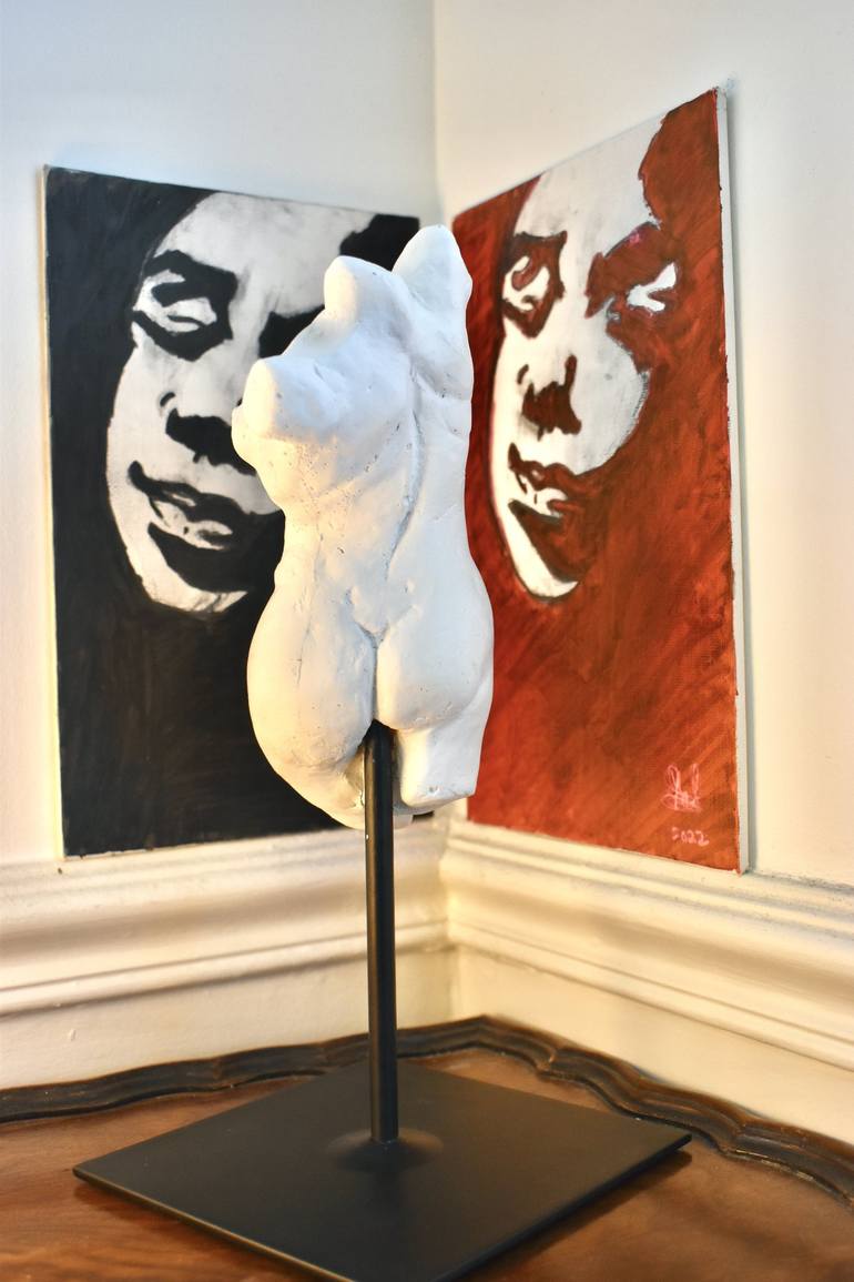 Original Contemporary People Sculpture by Shlomit Saar Cohen