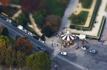 Trocadero Carousel thumb