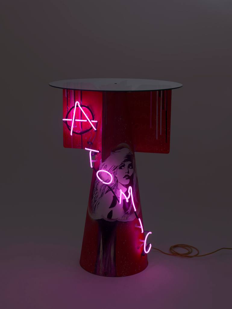 Original Contemporary Pop Culture/Celebrity Mixed Media by Naomi Wallens