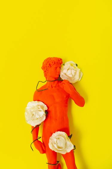 Sculpture in flowers - Limited Edition of 10 thumb