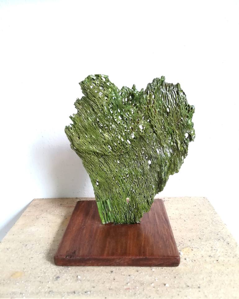 Original Figurative Love Sculpture by Daniela Quadrelli