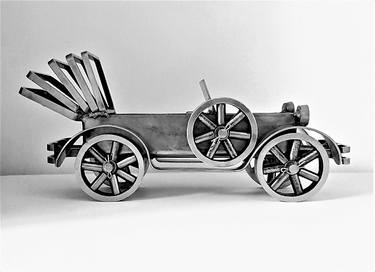 Vintage Cabriolet / Automobile - The Old Vehicles series thumb