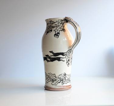 Running Black Dogs with Oak Leaves jug thumb
