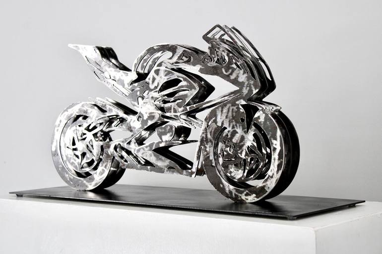 Original Motorbike Sculpture by Lea Poncharal