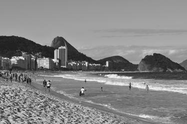Afternoon in Copacabana (BW) thumb