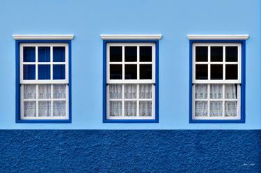 Windows in blue thumb