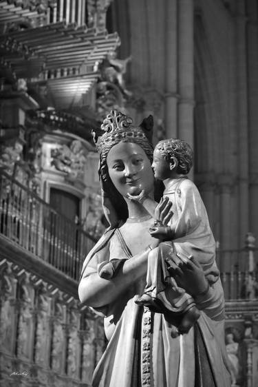 The Virgin Mary and the Child Jesus (BW) thumb