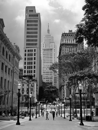 São João Avenue - São Paulo (BW) thumb