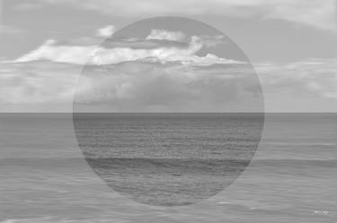 Original Minimalism Seascape Photography by Martiniano Ferraz