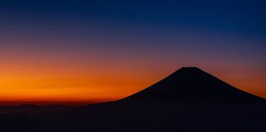Fuji's Silhouette thumb