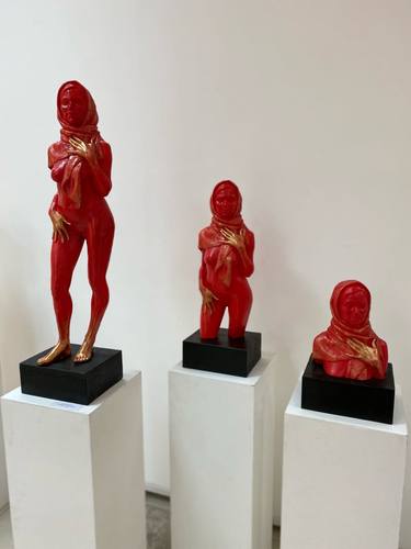 Original Nude Sculpture by Oksana Melnikova