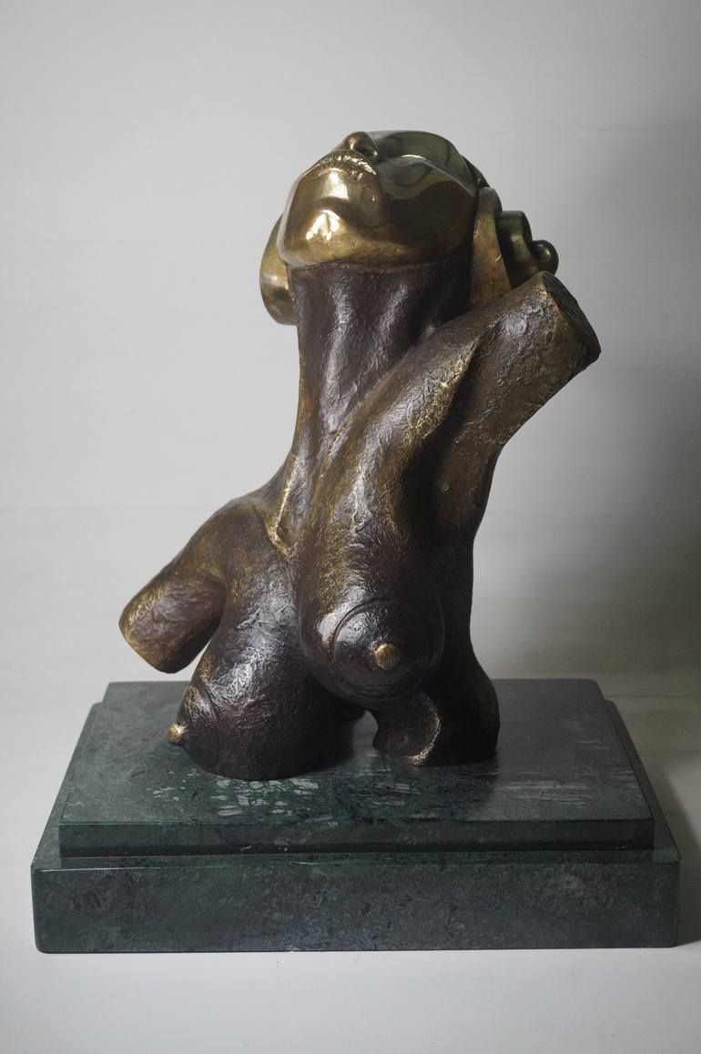 Original Women Sculpture by vincenzo bertolini