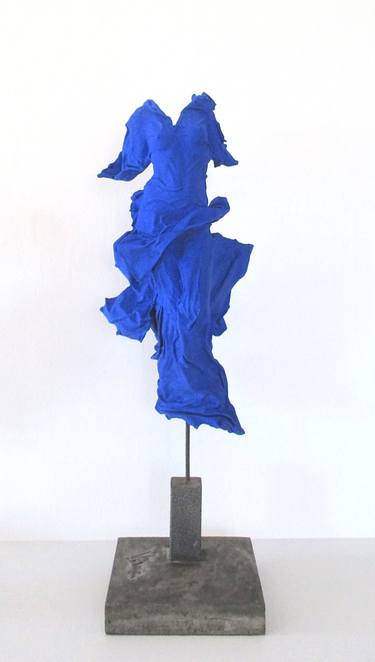 Original Figurative Women Sculpture by jean-yves verne