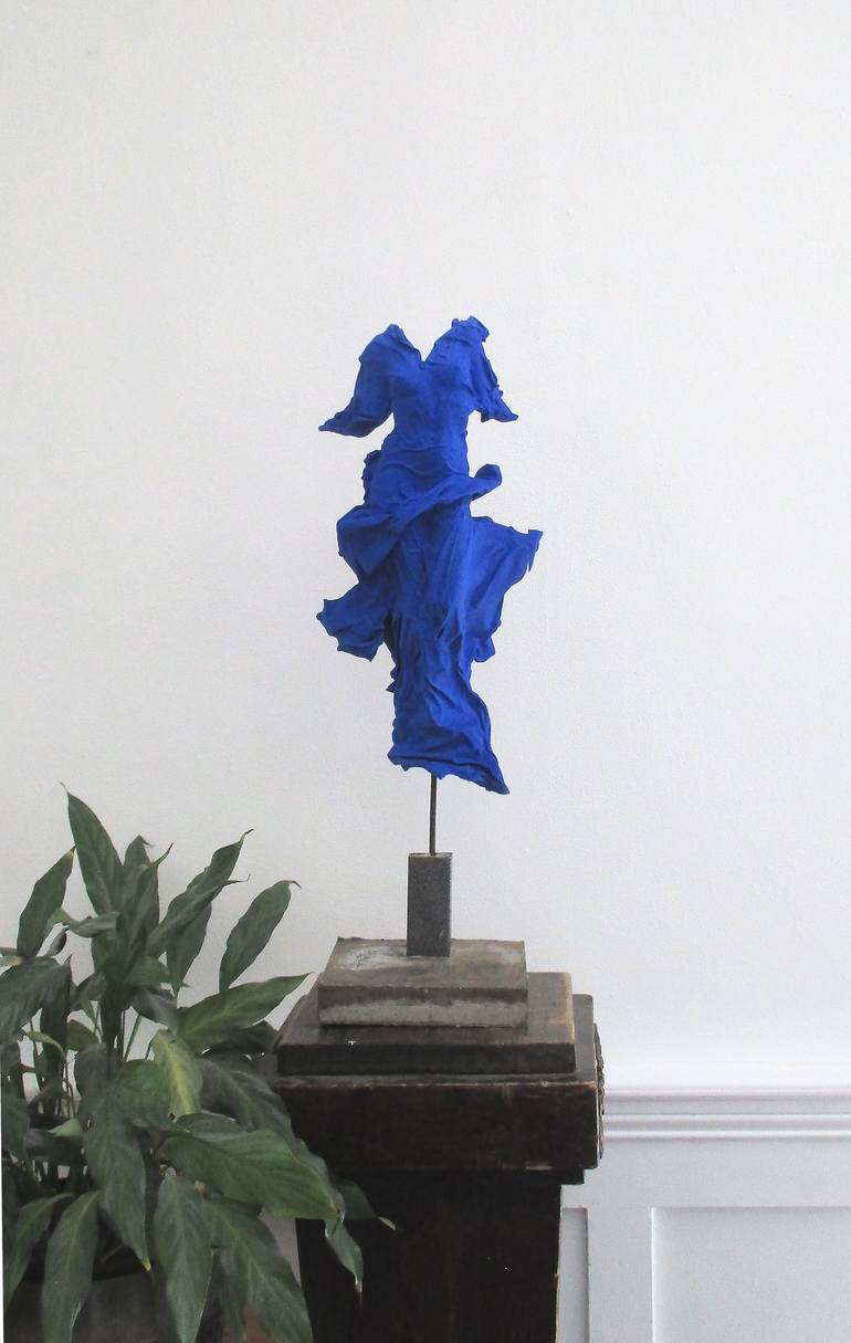 Original Contemporary Women Sculpture by jean-yves verne