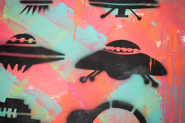 Original Figurative Pop Culture/Celebrity Painting by The Pochoclera