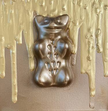 Gummi Bear Series: bathed in Gold thumb