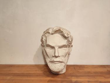 Original Portrait Sculpture by Tina Mihaljević