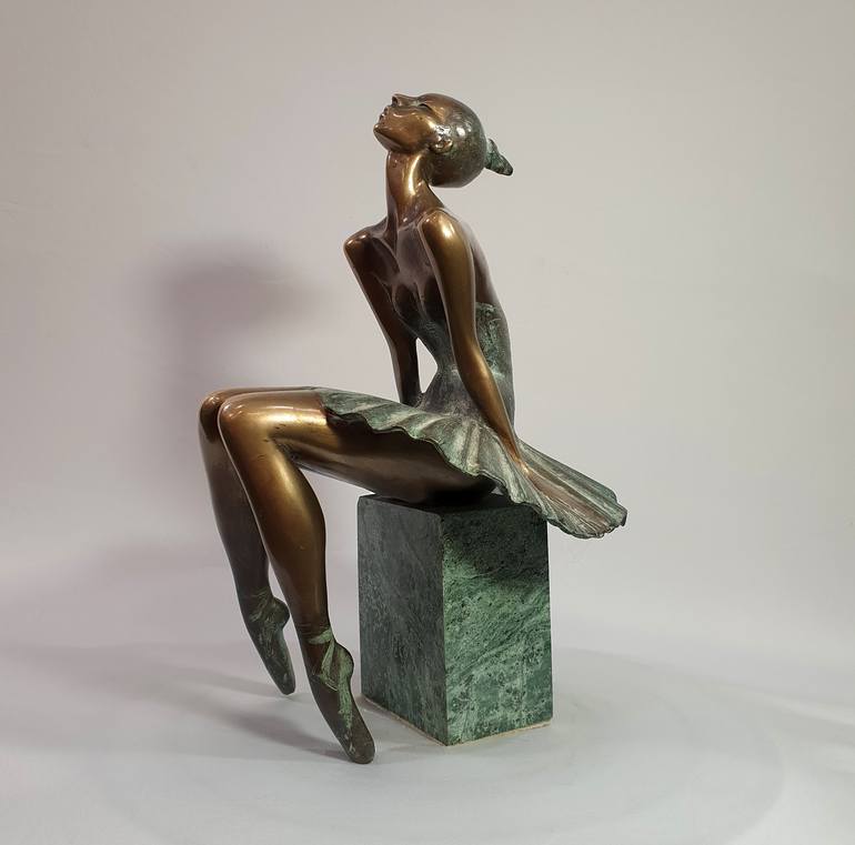 Original Figurative Performing Arts Sculpture by Alex Radionov