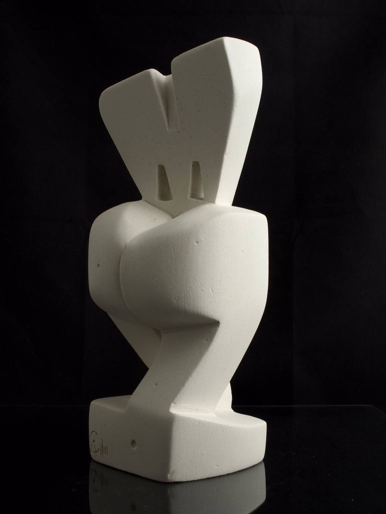 Original Women Sculpture by Manuel Llaca