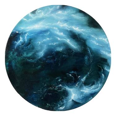 The ocean in cloudy weather - round canvas thumb