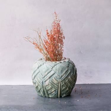 Geometric Folk Art Dry Vase thumb