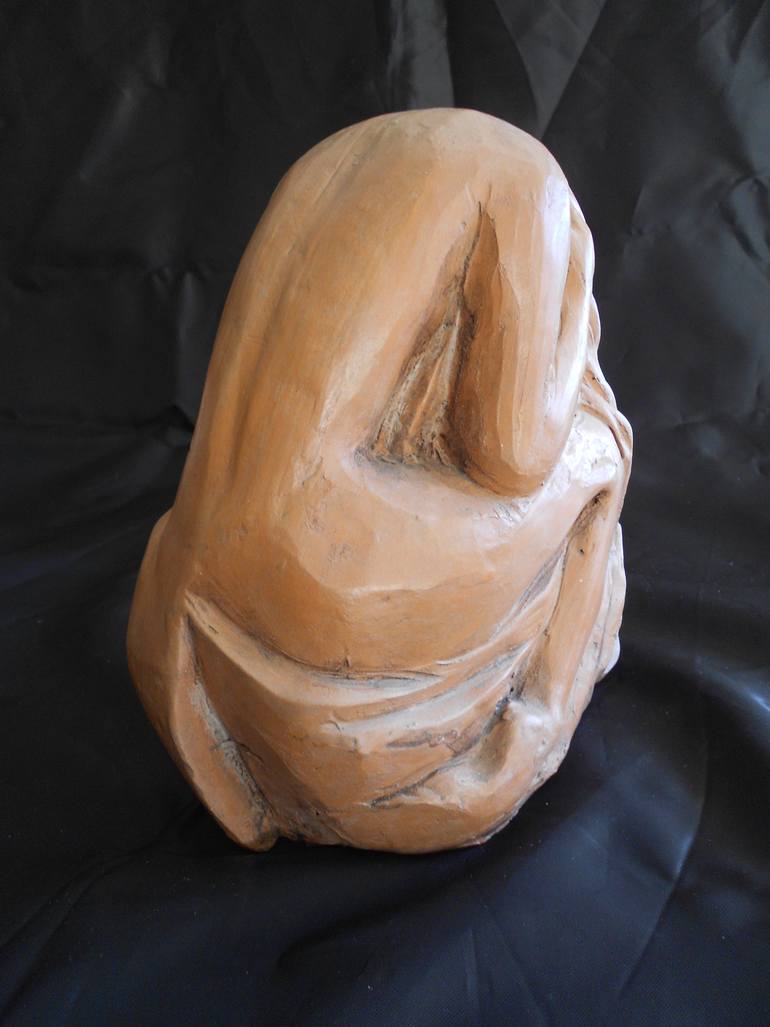 Original Figurative Body Sculpture by Fiorella Fusilli Thomas