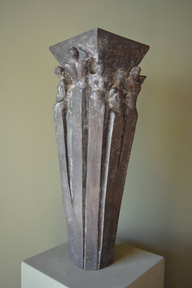 Original Figurative People Sculpture by Angelo Maineri