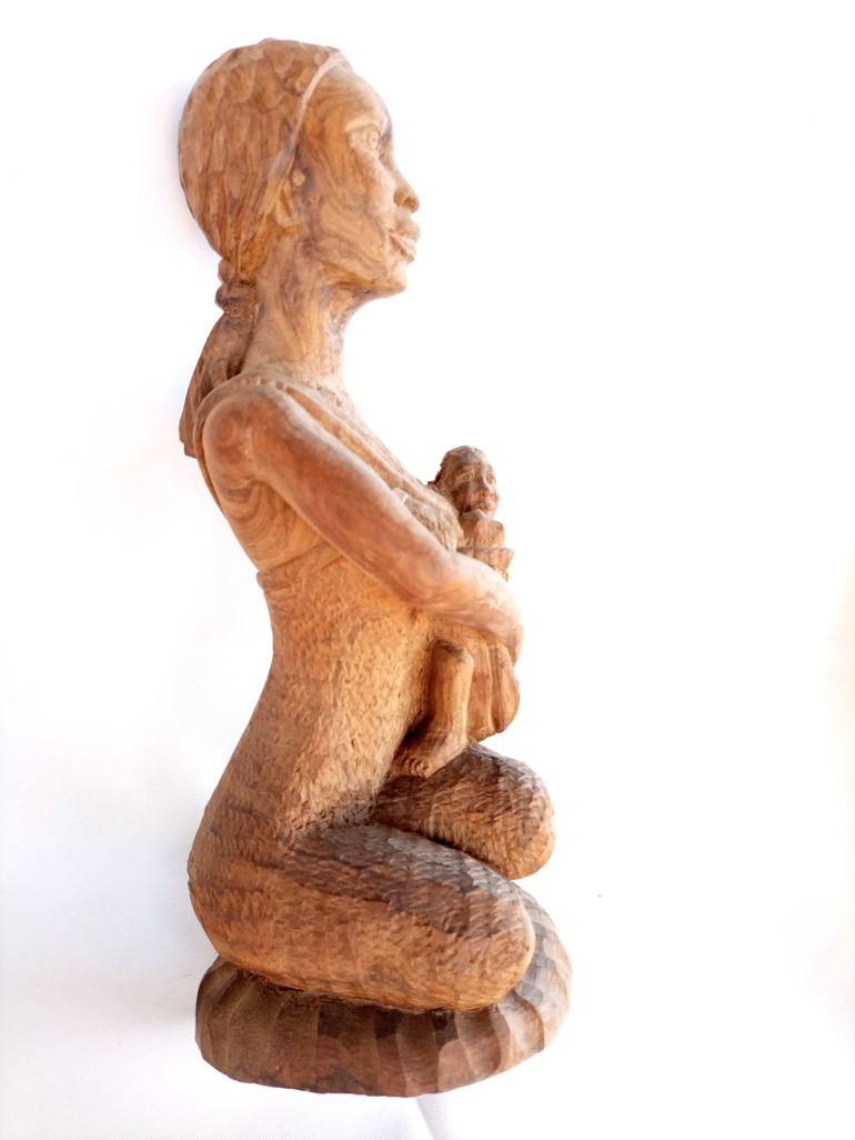 Original Women Sculpture by Jafeth Moiane