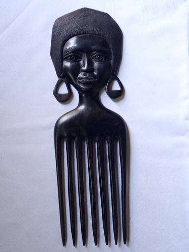 African decorative hair comb thumb