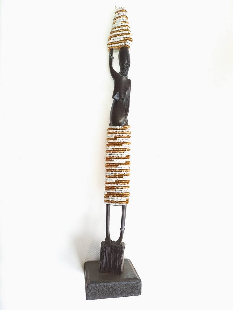 Original Women Sculpture by Jafeth Moiane