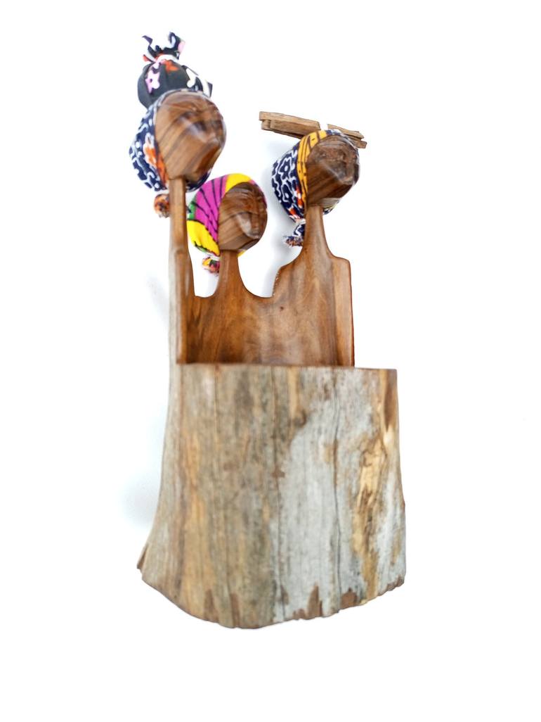 Original Women Sculpture by Jafeth Moiane