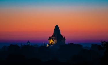 Htilominlo Temple at Sunrise 25/25 - Limited Edition of 25 thumb