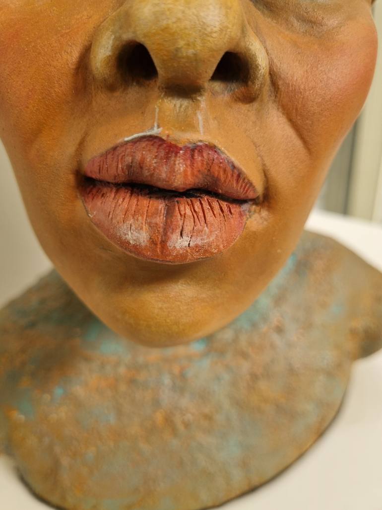 Original Figurative Love Sculpture by Edna Dali