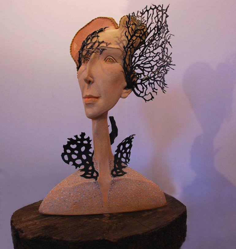Original Figurative People Sculpture by Edna Dali