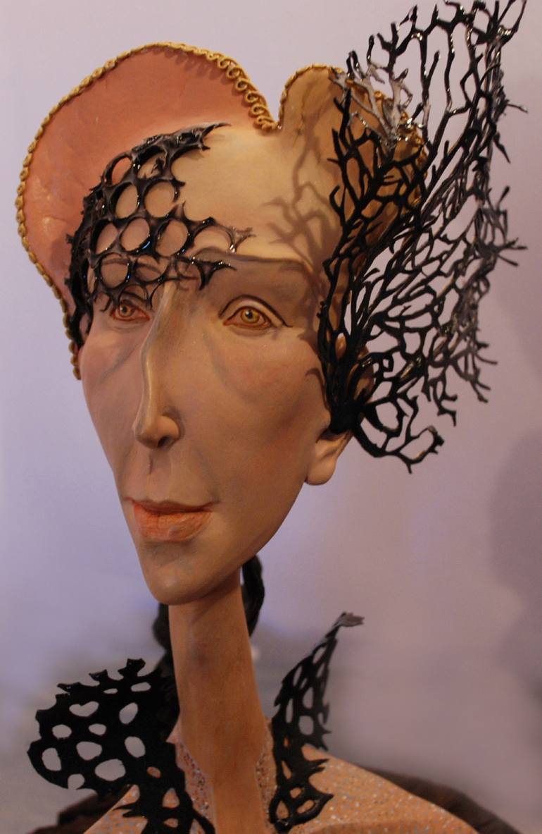 Original Figurative People Sculpture by Edna Dali