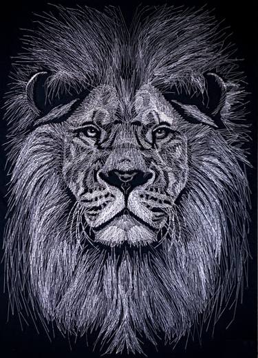 Lion string art portrait thumb