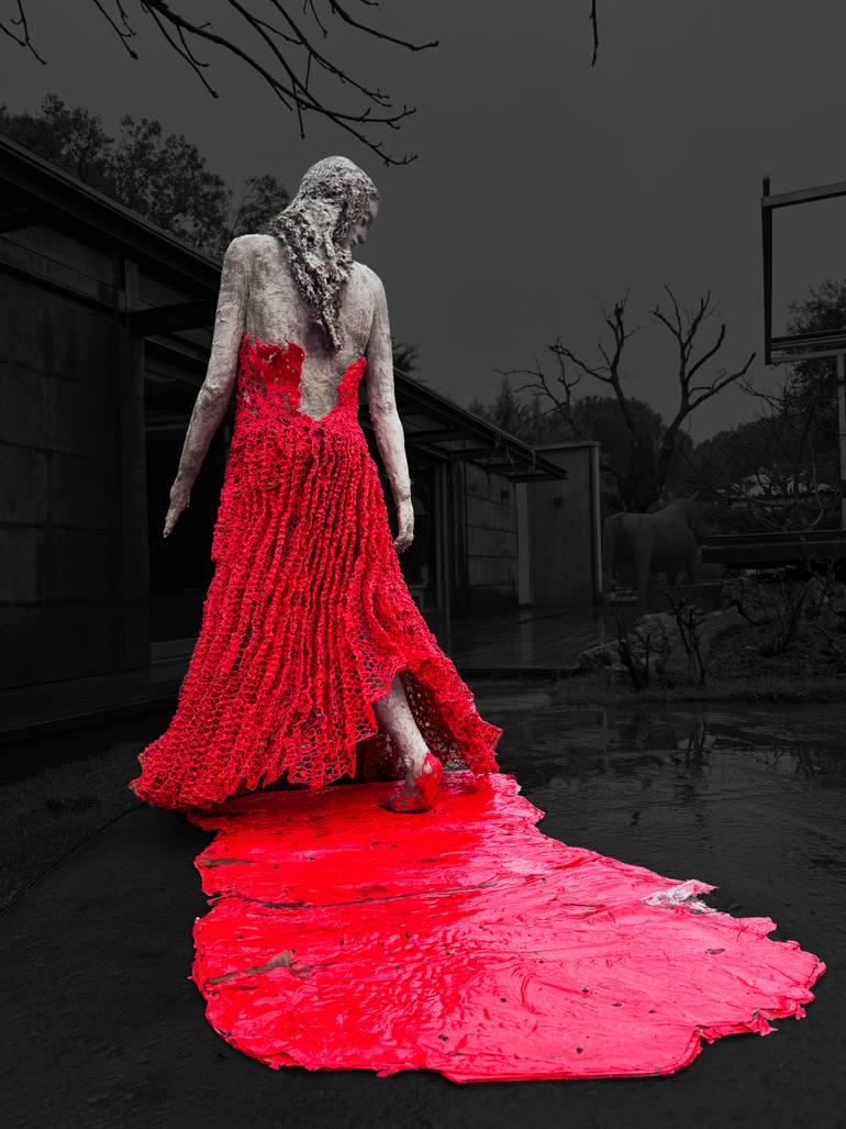 Original Figurative Body Sculpture by Olga Andrino